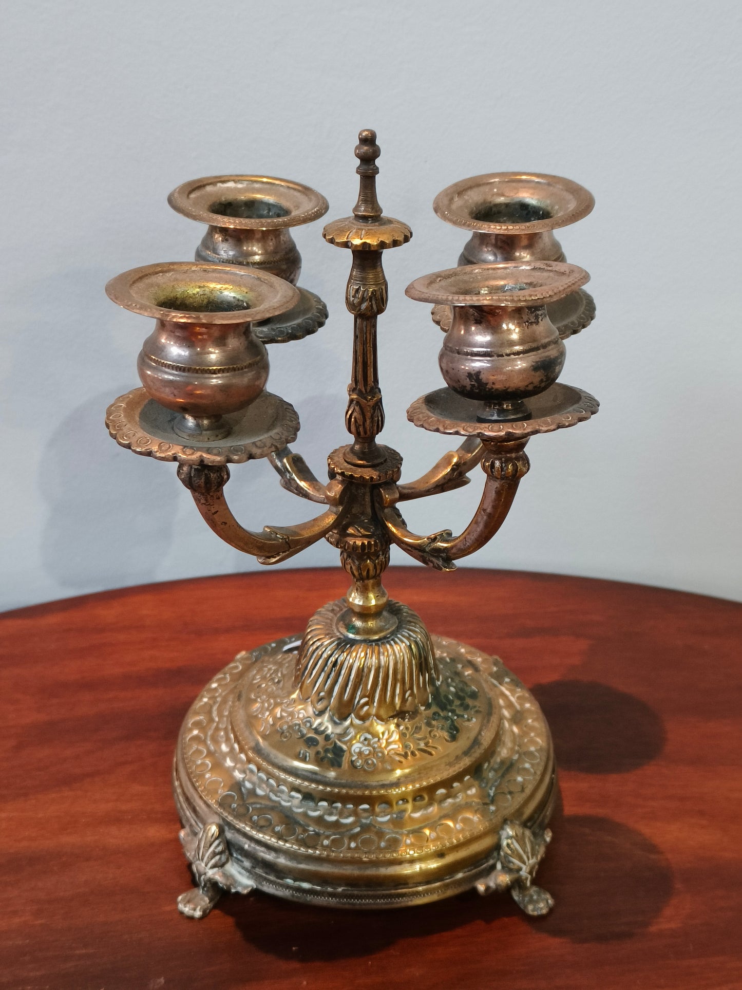 Świecznik czteroramienny, mosiądz platerowany