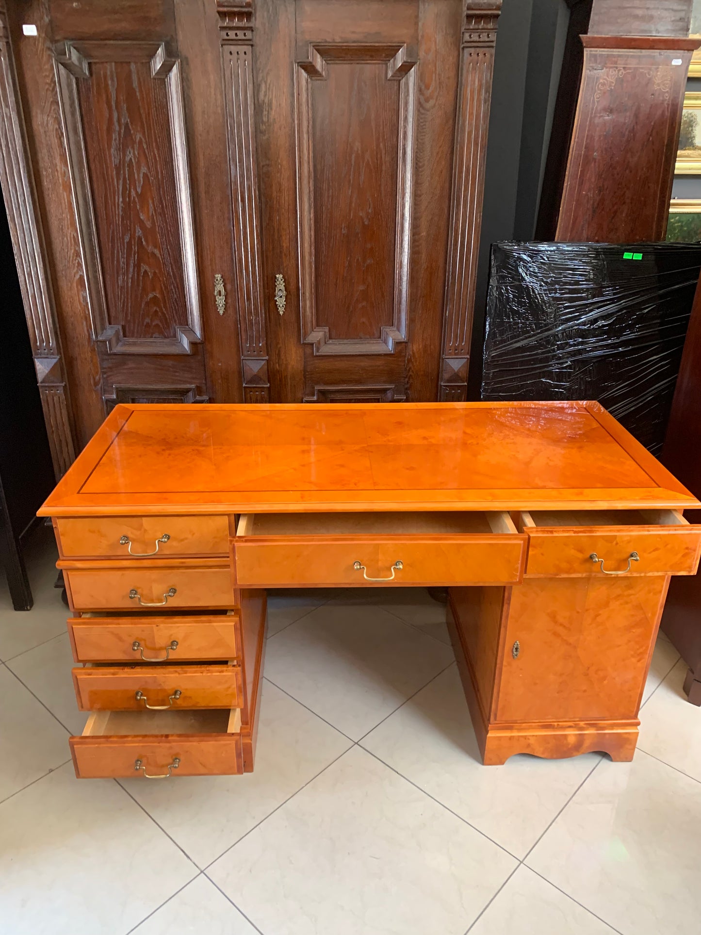 Biurko gabinetowe, angielskie, brzoza, połysk