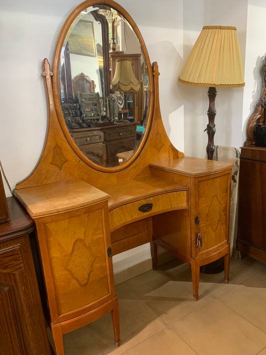 Toaletka secesyjna, drewniana, lustro owalne  fazowane