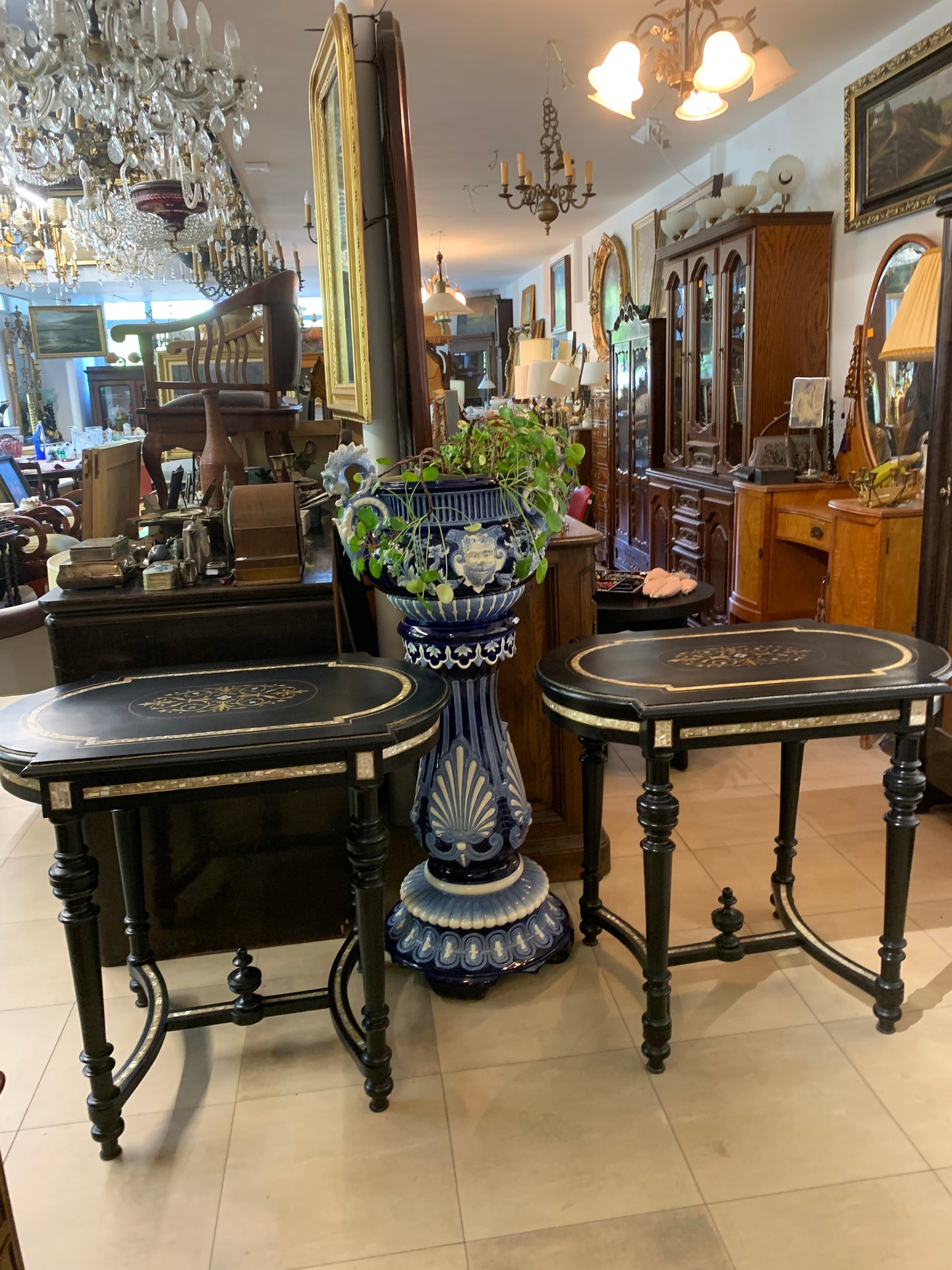 Stolik w stylu  Napoleon III do pisania listów inkrustowany, XIX w.