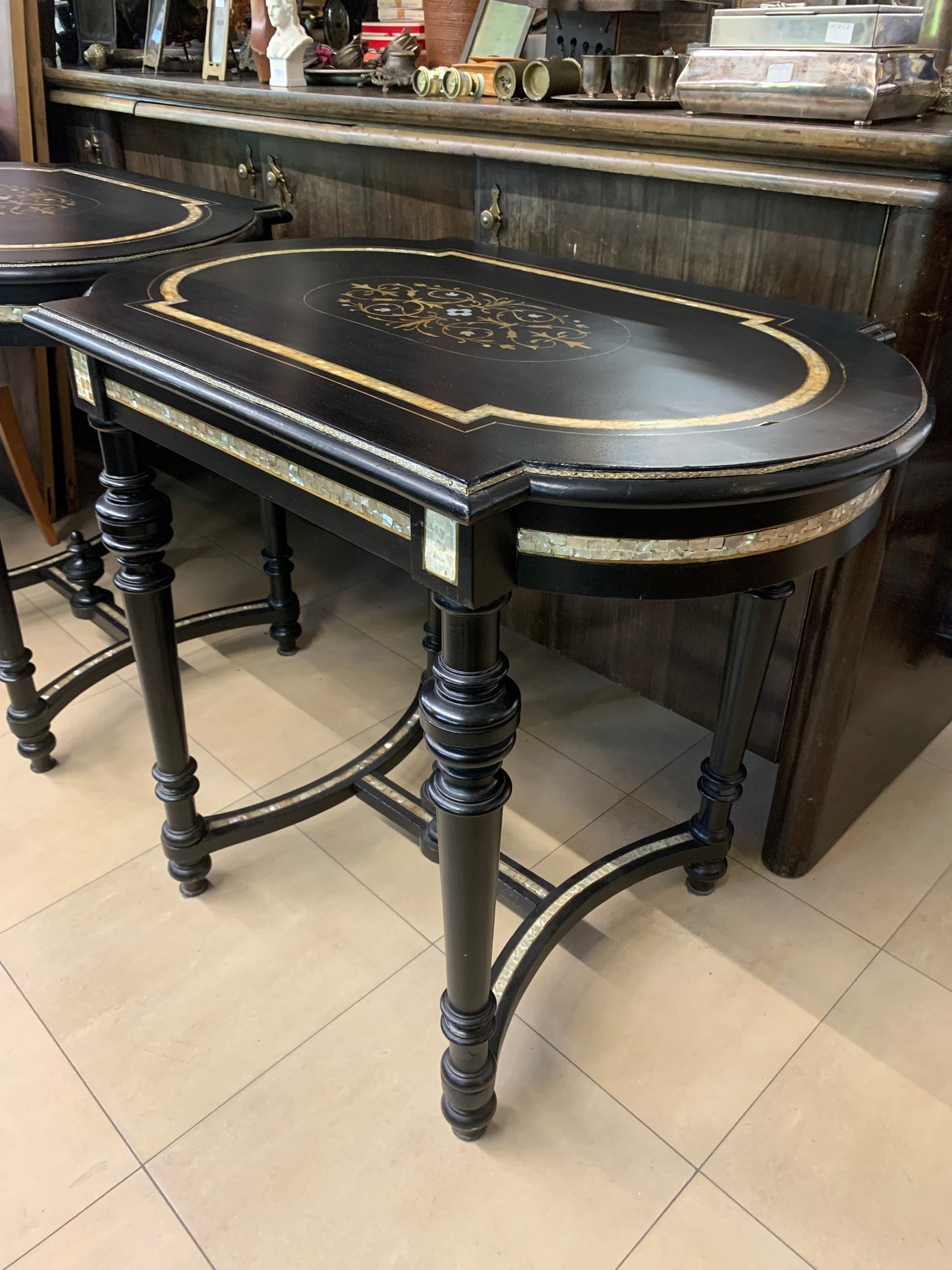 Stolik w stylu  Napoleon III do pisania listów inkrustowany, XIX w.