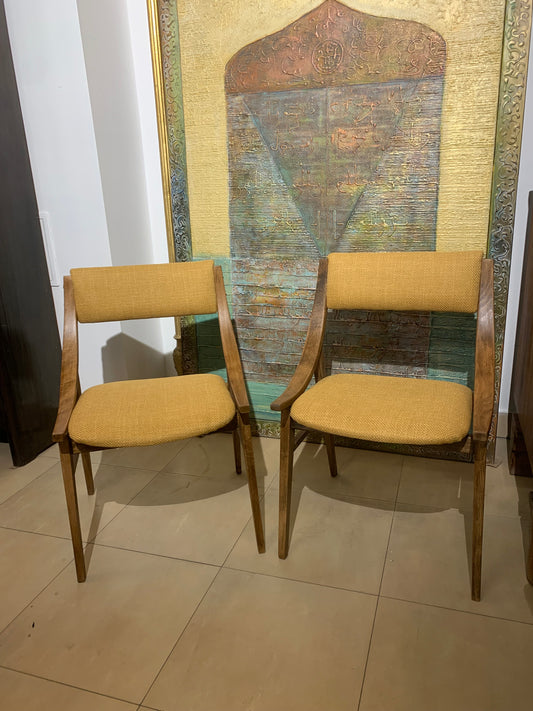 Krzesło kultowe PRL, 'skoczek', po renowacji