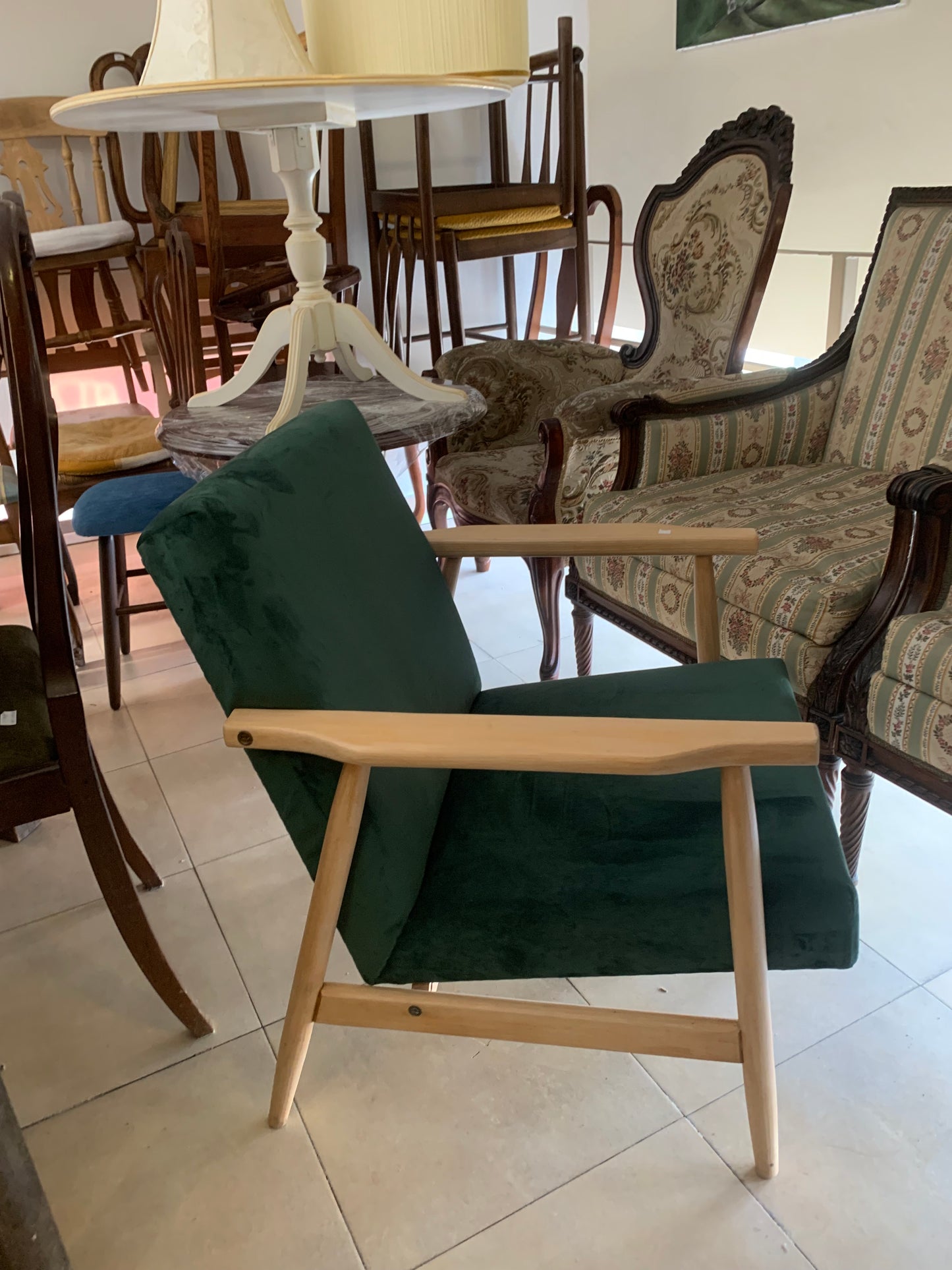 Fotel typ B-7727, Radomsko po renowacji