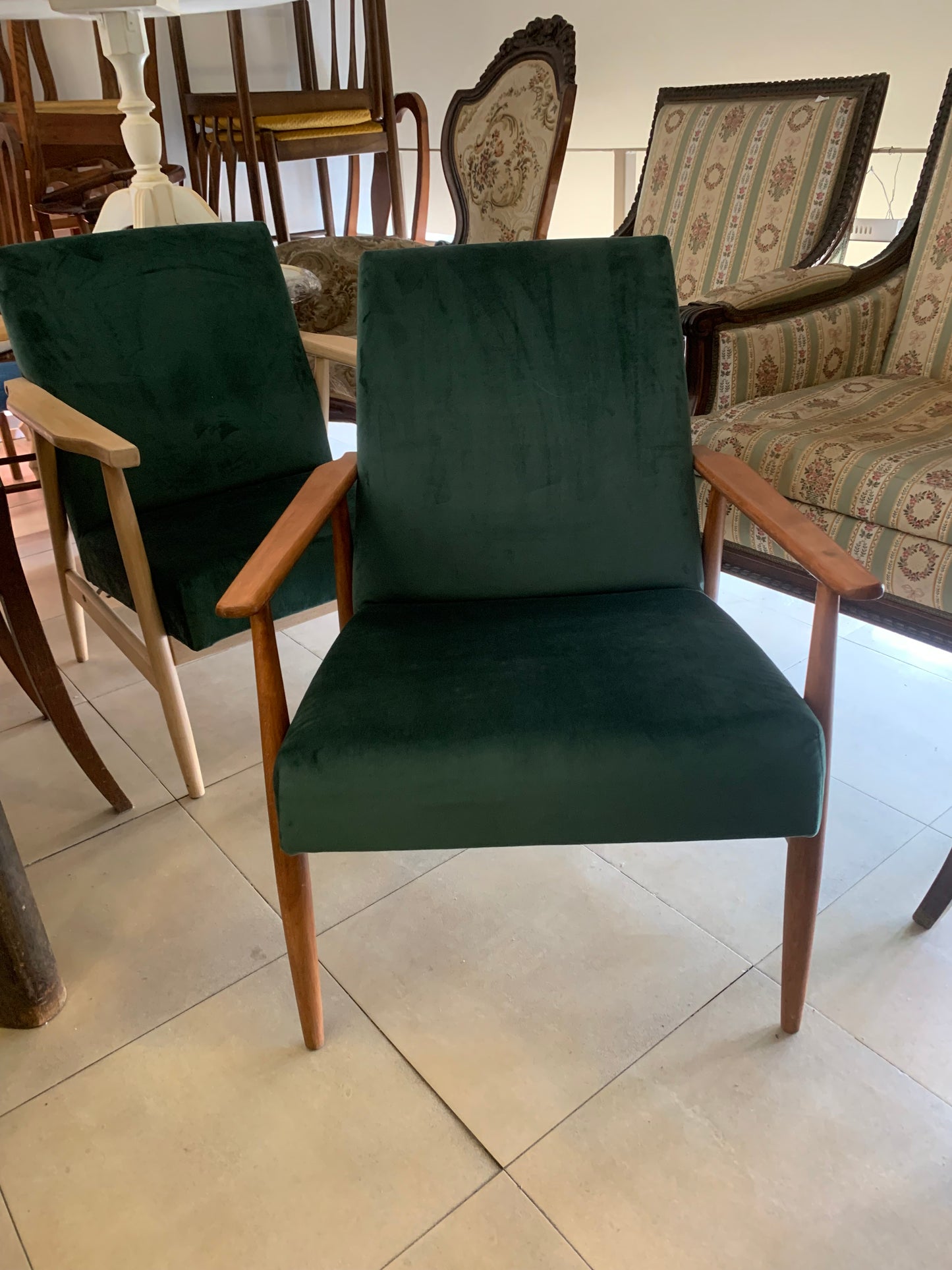 Fotel typ B-7727, Radomsko po renowacji