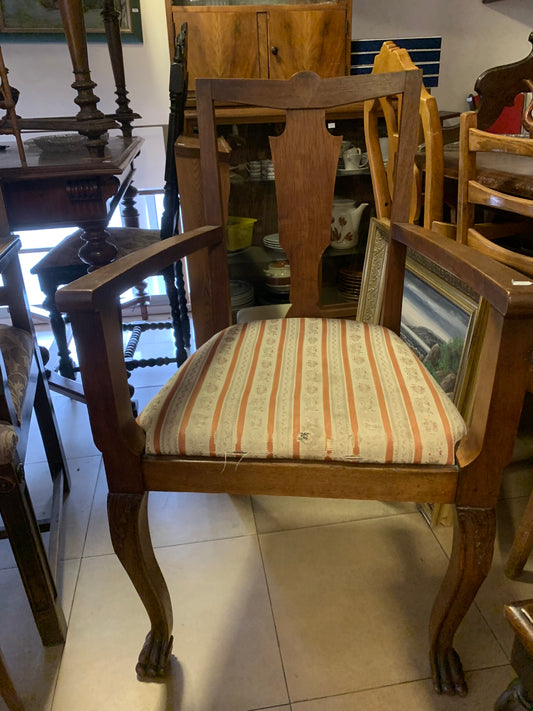 Krzesło z oparciami, fotel z dębiny