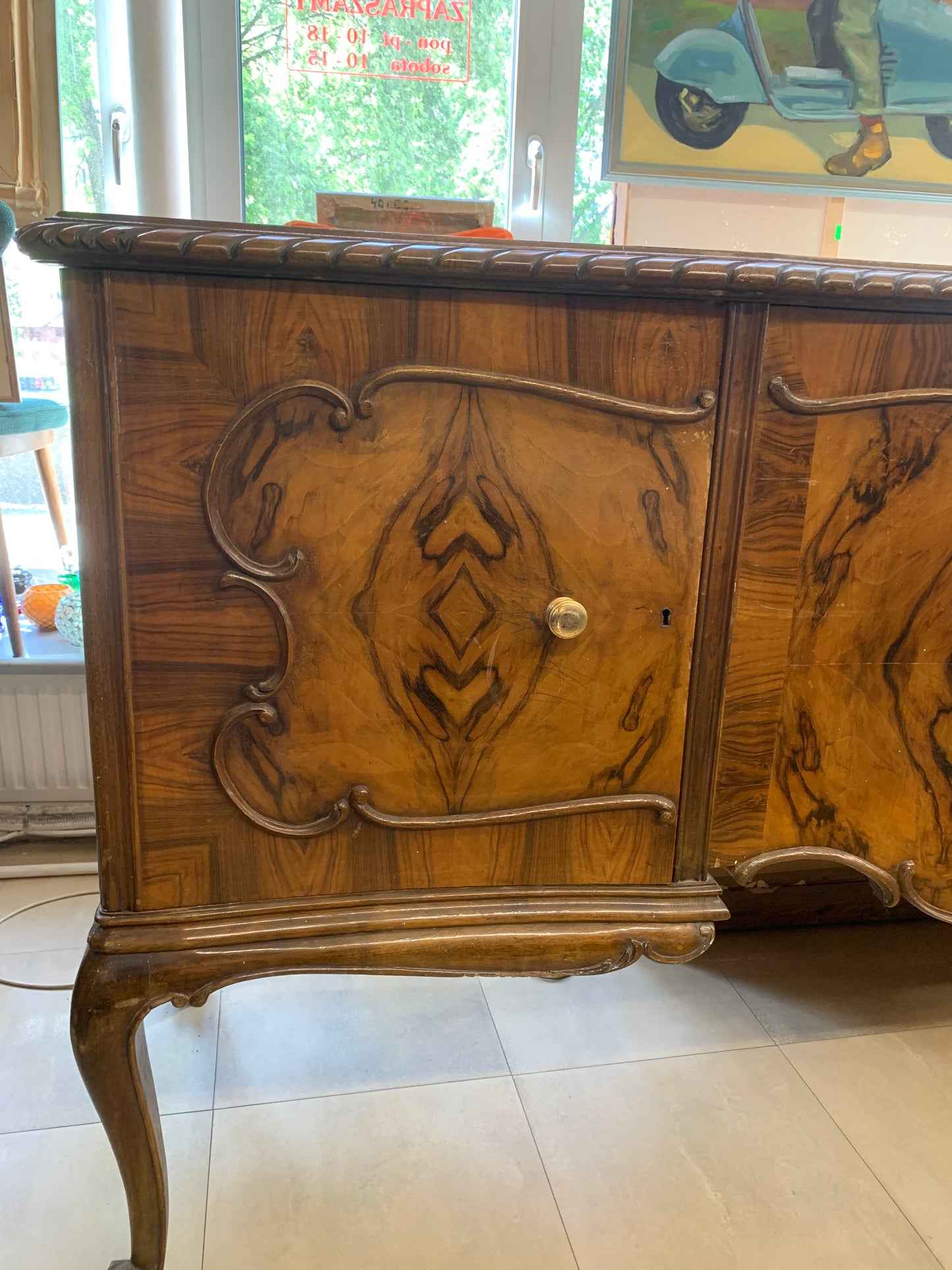 Komoda, bufet Chippendale orzechowy