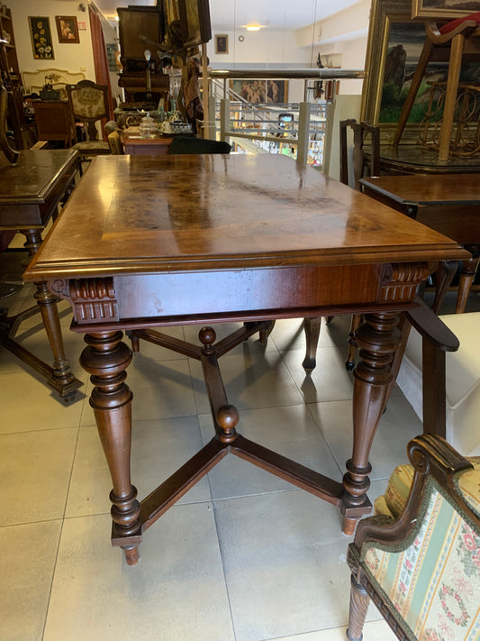 Stół zabytkowy, prostokątny, orzechowy