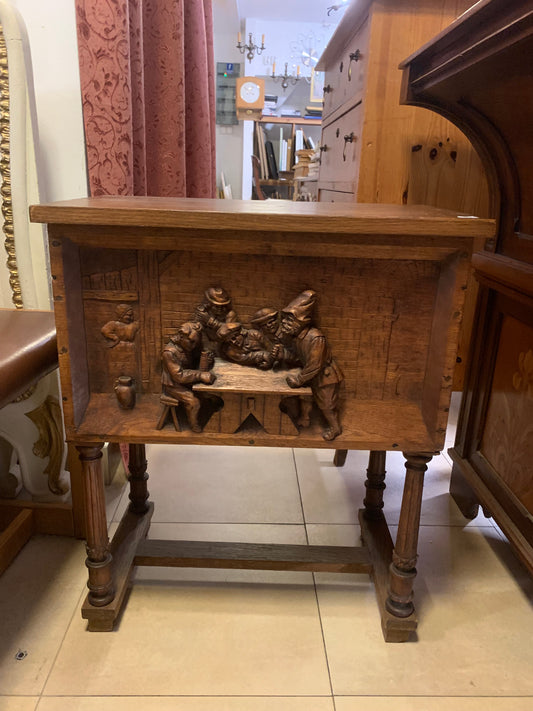 Szafka stylowa, z rzeźbieniami, dębowa