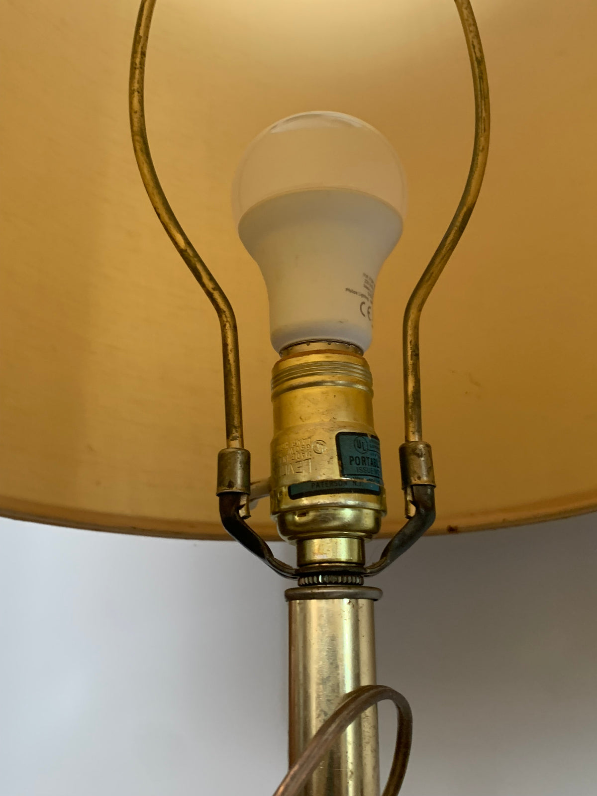 Lampa STIFEEL klasyczna, mosiężna w stylu Hollywood Regency