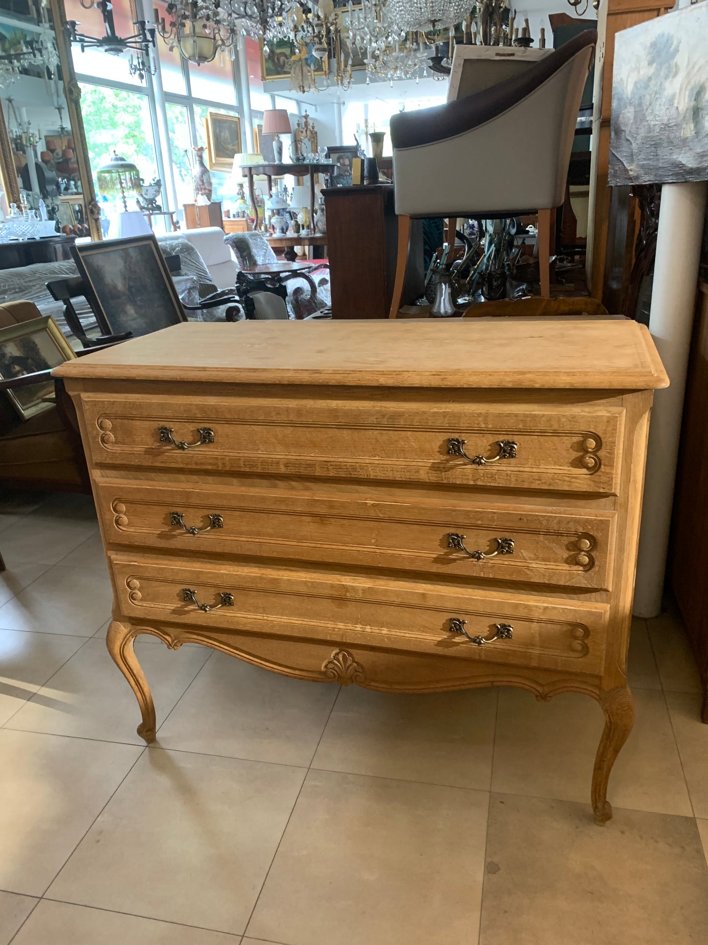 Komoda stylowa z surowej dębiny z szufladami