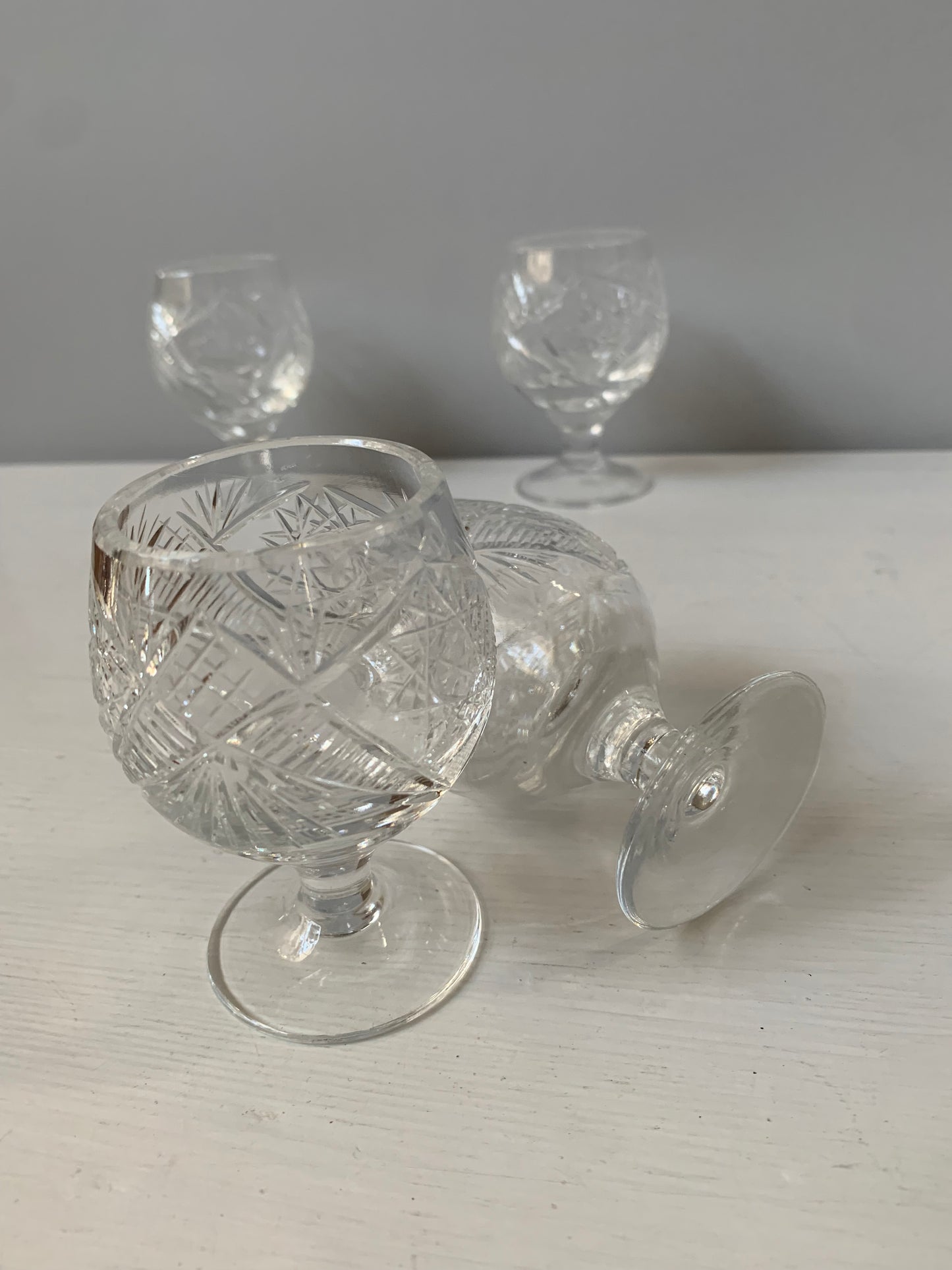 Crystal glasses, set of 4.