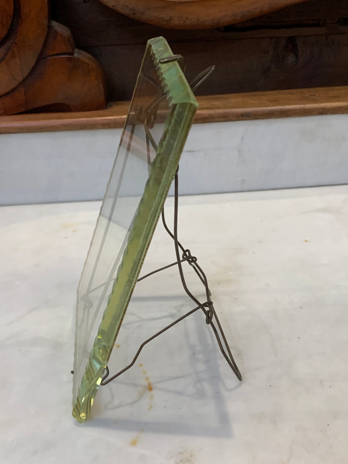 Ramka secesja, szybka fazowana, stojak druciany, lata 20-te XX wieku