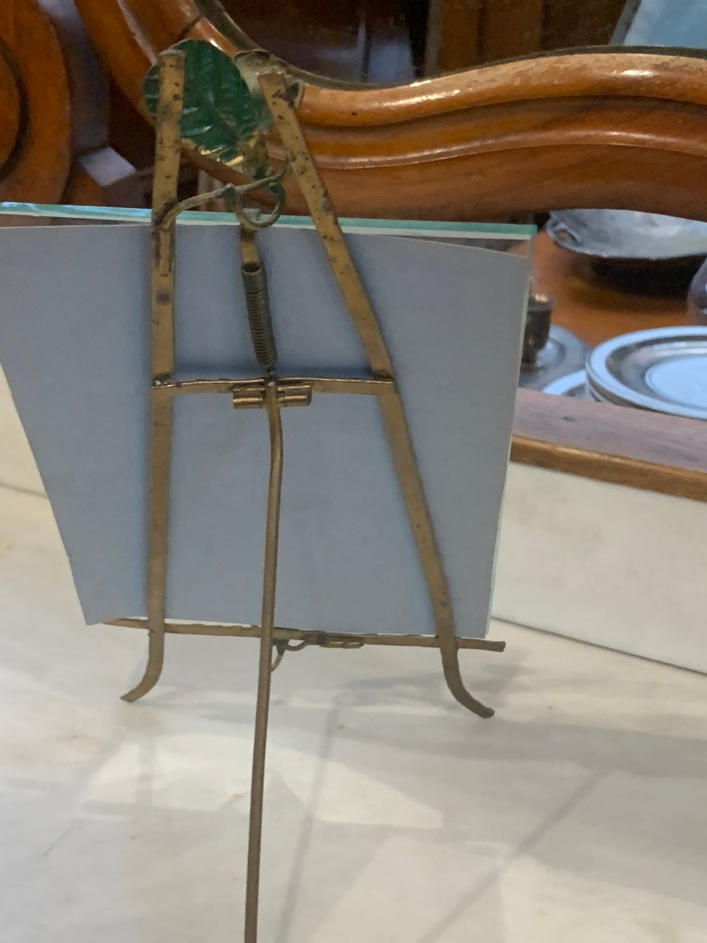 Ramka metalowa, secesja, kwiaty, szybka