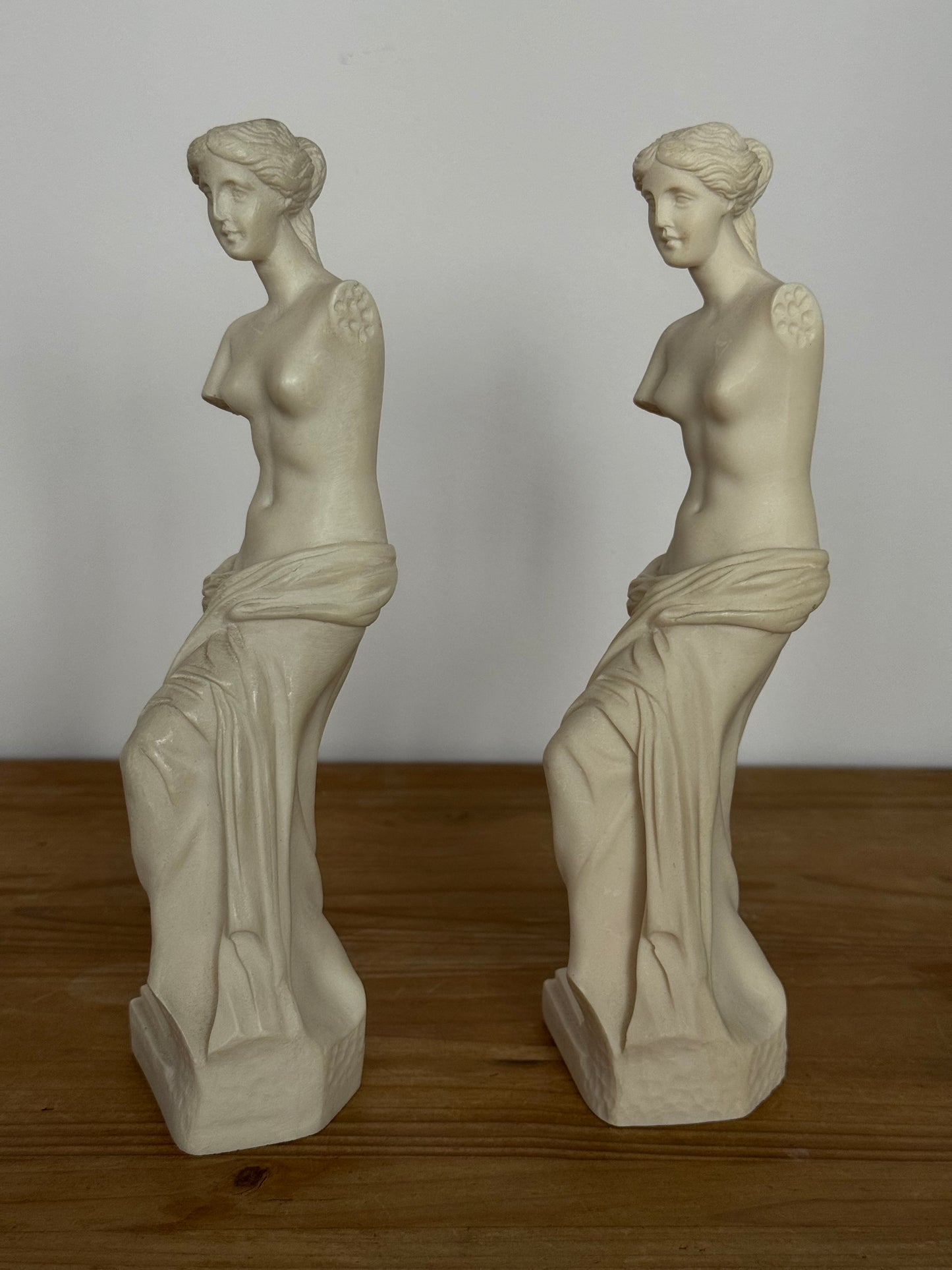 Venus figurines, marble