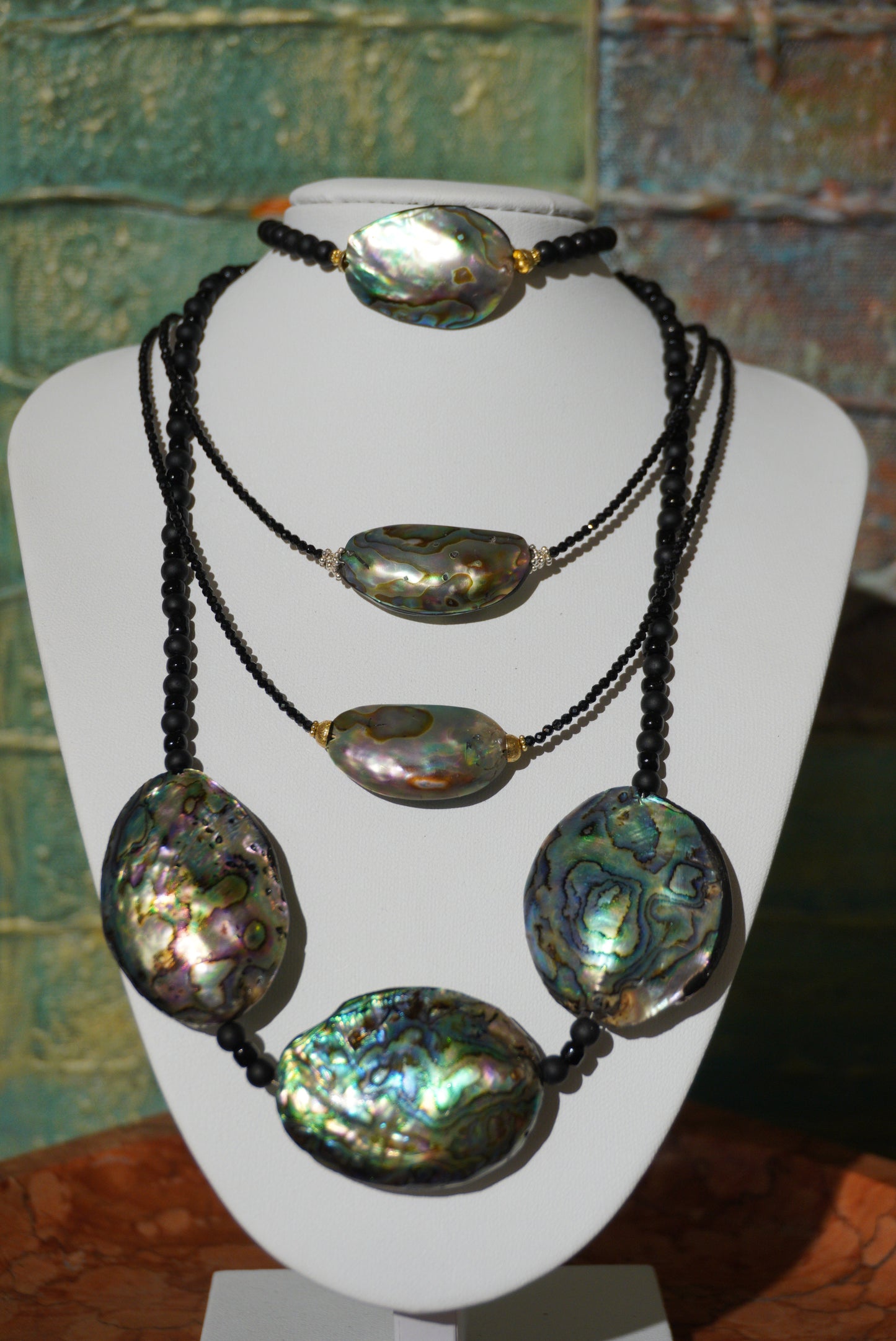 Muszla Abalone, spinel - naszyjnik z zawieszką