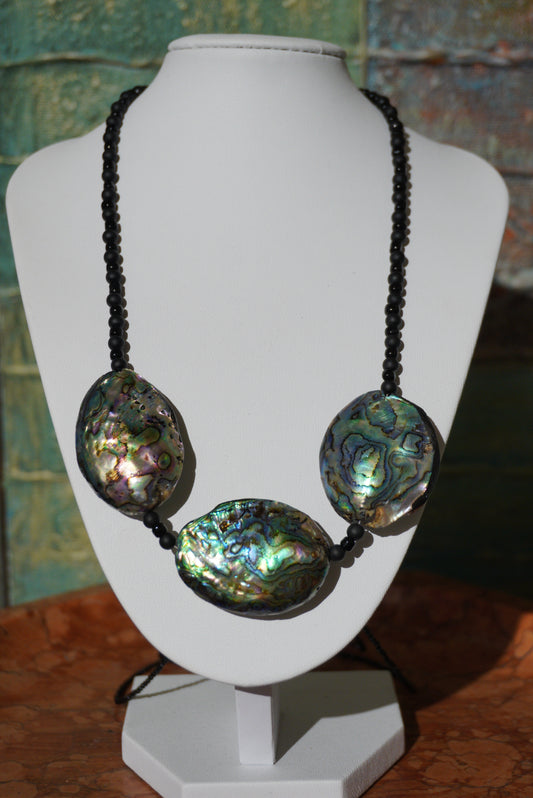 Muszla Abalone, onyks, naszyjnik z zawieszką