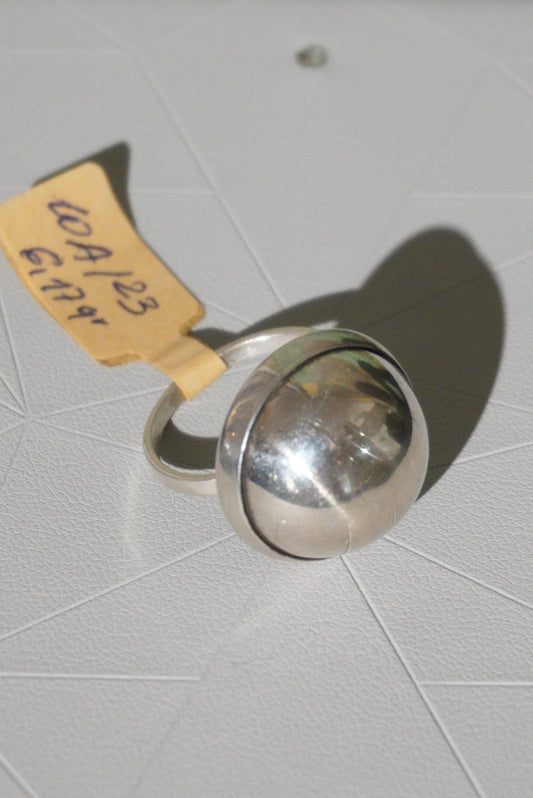 Pierścionek kopuła, srebro pr. 925