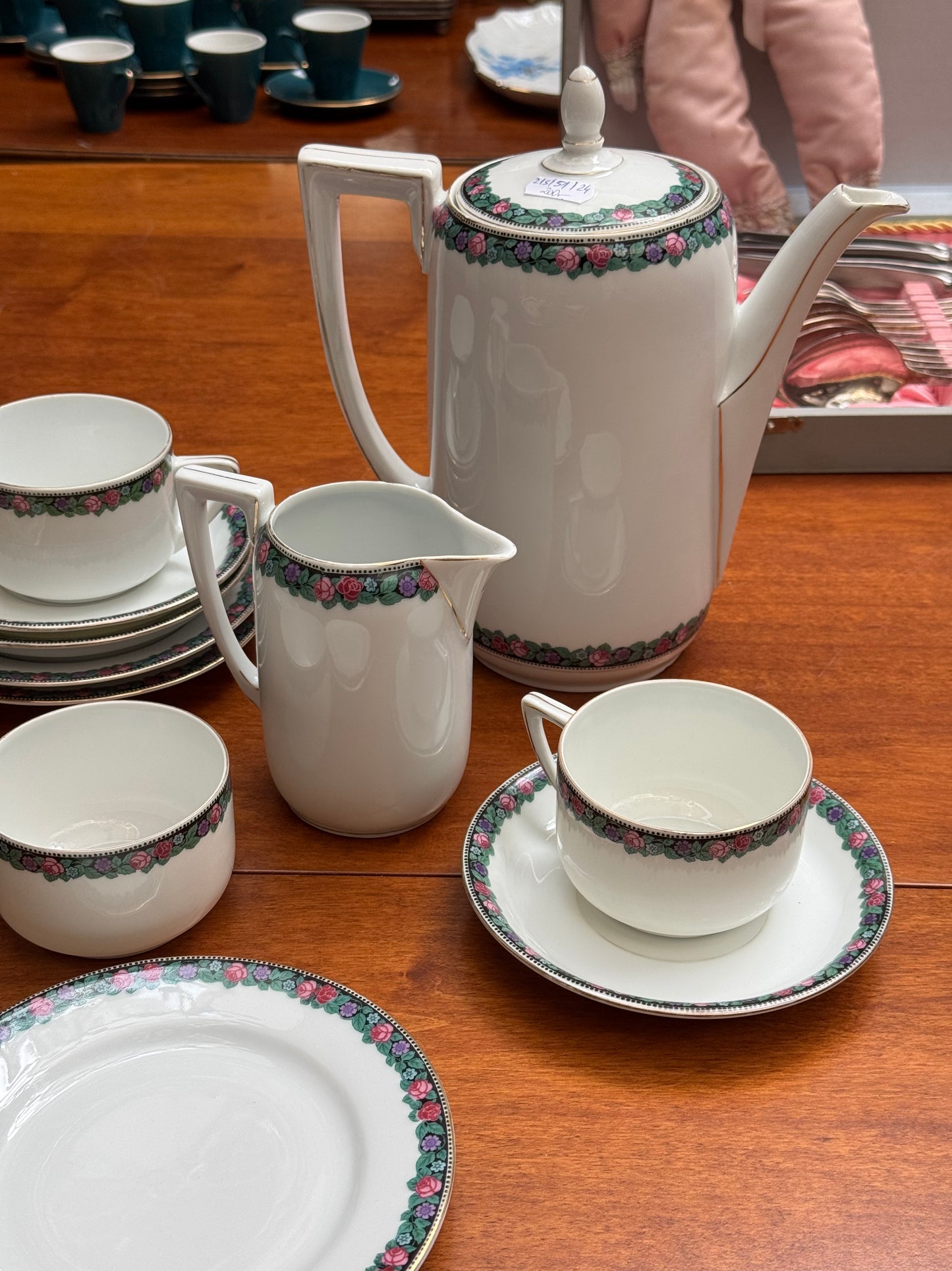 Serwis porcelanowy, kwiatowy