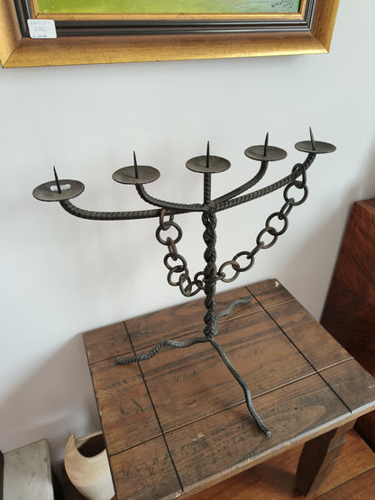 Świecznik kuty, na 5 świec, metal
