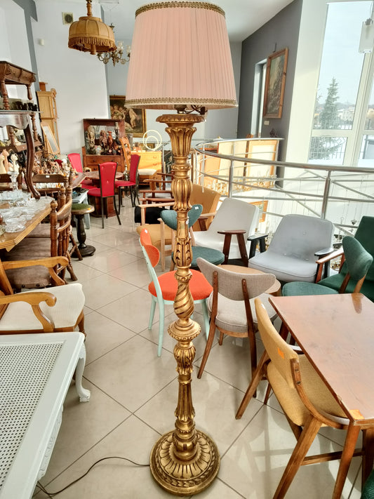 Lampa podłogowa, drewniana, rzeźbiona, abażur