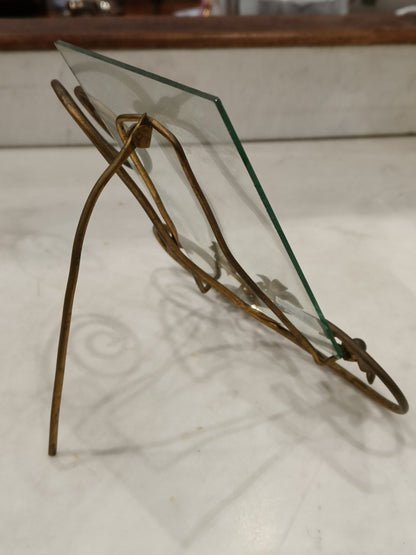 Ramka druciana, motyw kwiatowy