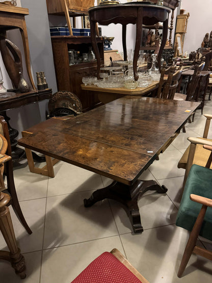 Folding wooden table