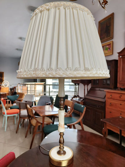 Lampa salonowa, noga z onyksu, abażur
