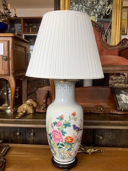 Lampa salonowa, porcelanowa z abażurem