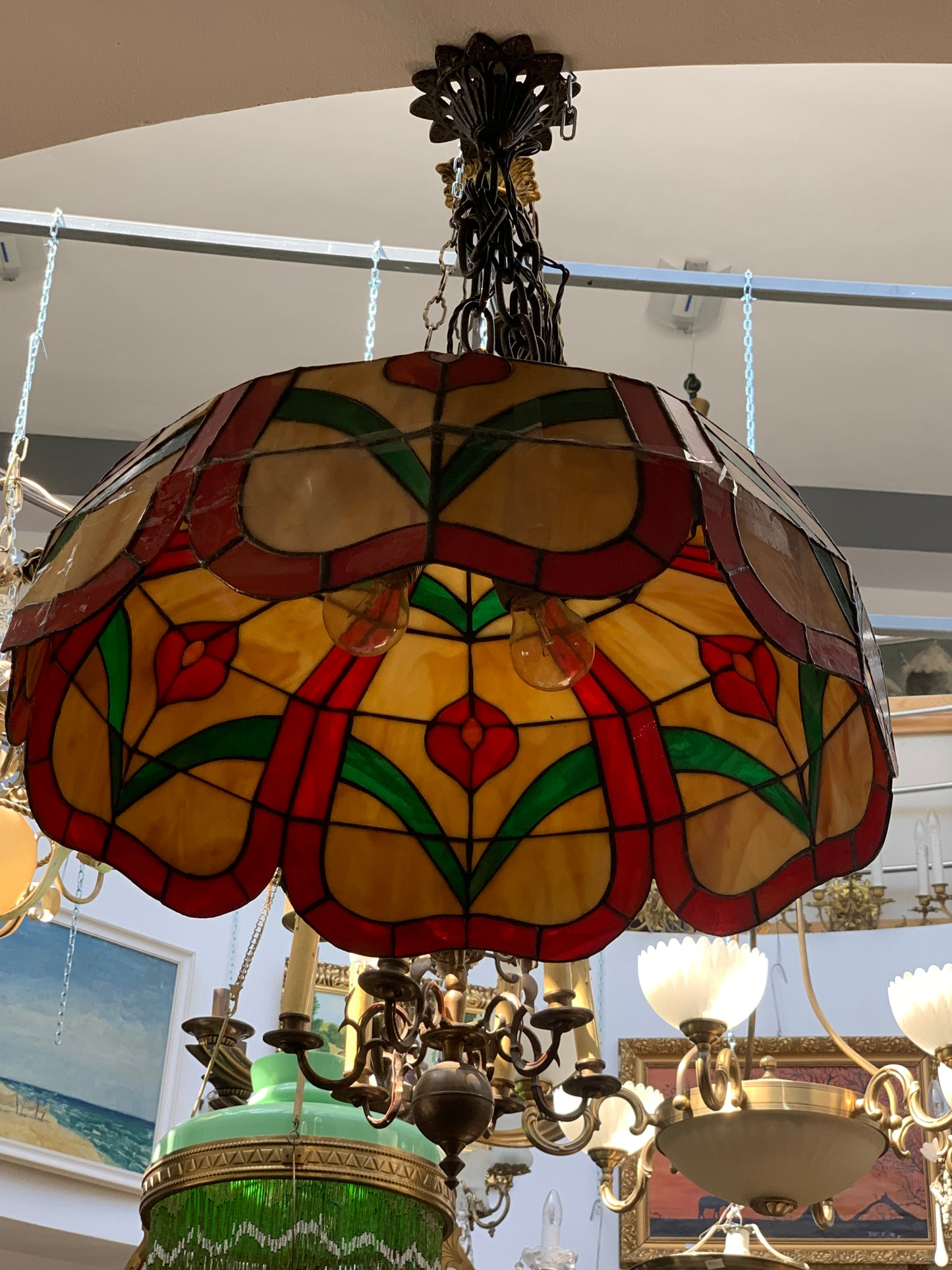 Lampa wisząca witrażowa w styli Tiffany