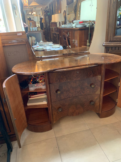 Toaletka Art Deco orzechowa, przedwojenny mebel