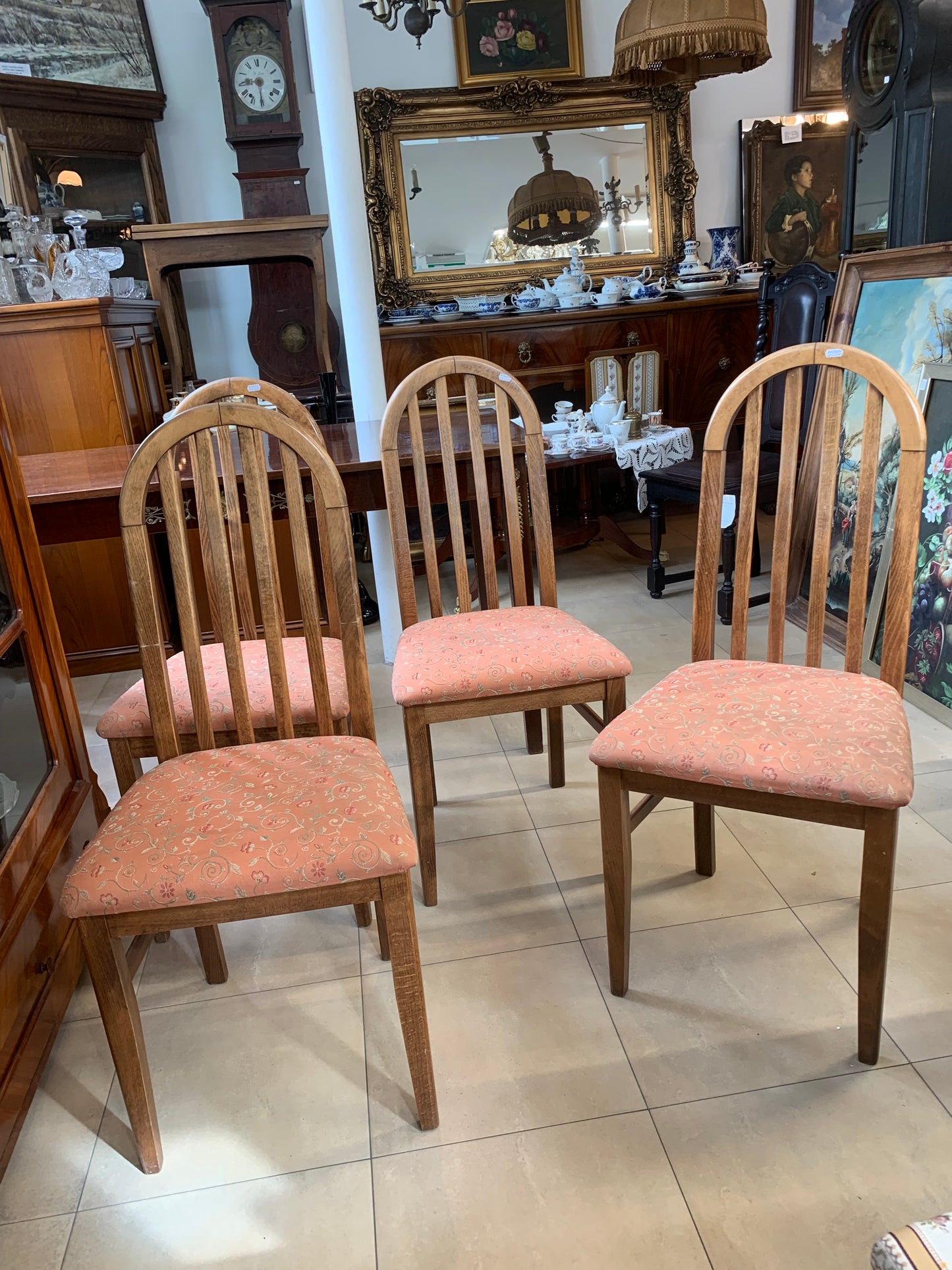 Krzesła dębowe, tapicerowane komplet 4 szt.