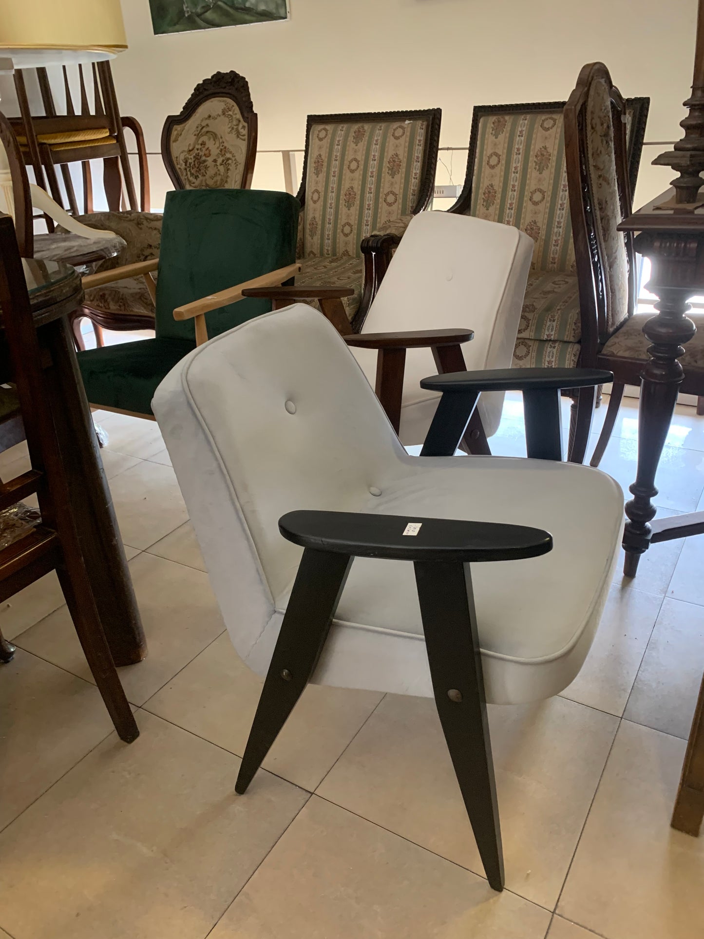 Fotel Chierowski 366, PRL, po renowacji