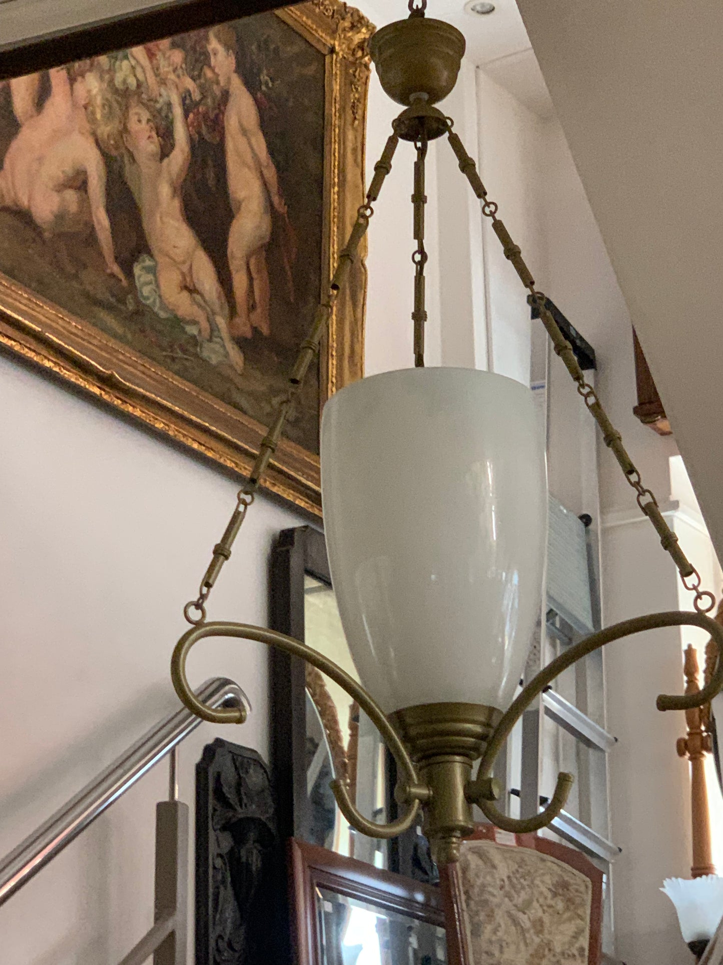 Włoska lampa, szkło matowe, metaloplastyka