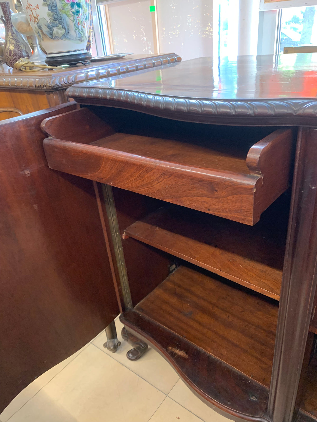 Komoda, bufet mahoniowa Chippendale 190 x 69 x103 cm