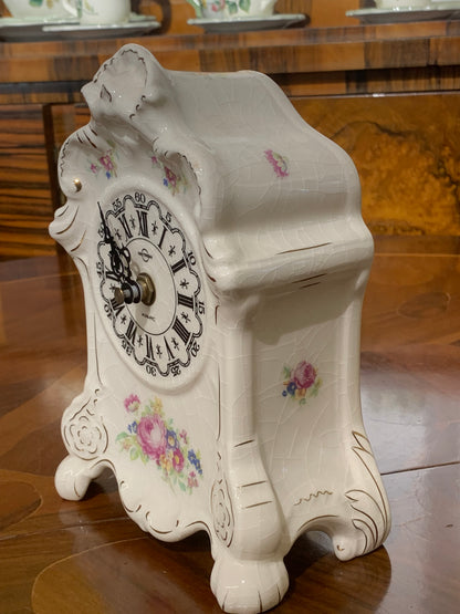 Metron collector's mantel clock, porcelain case