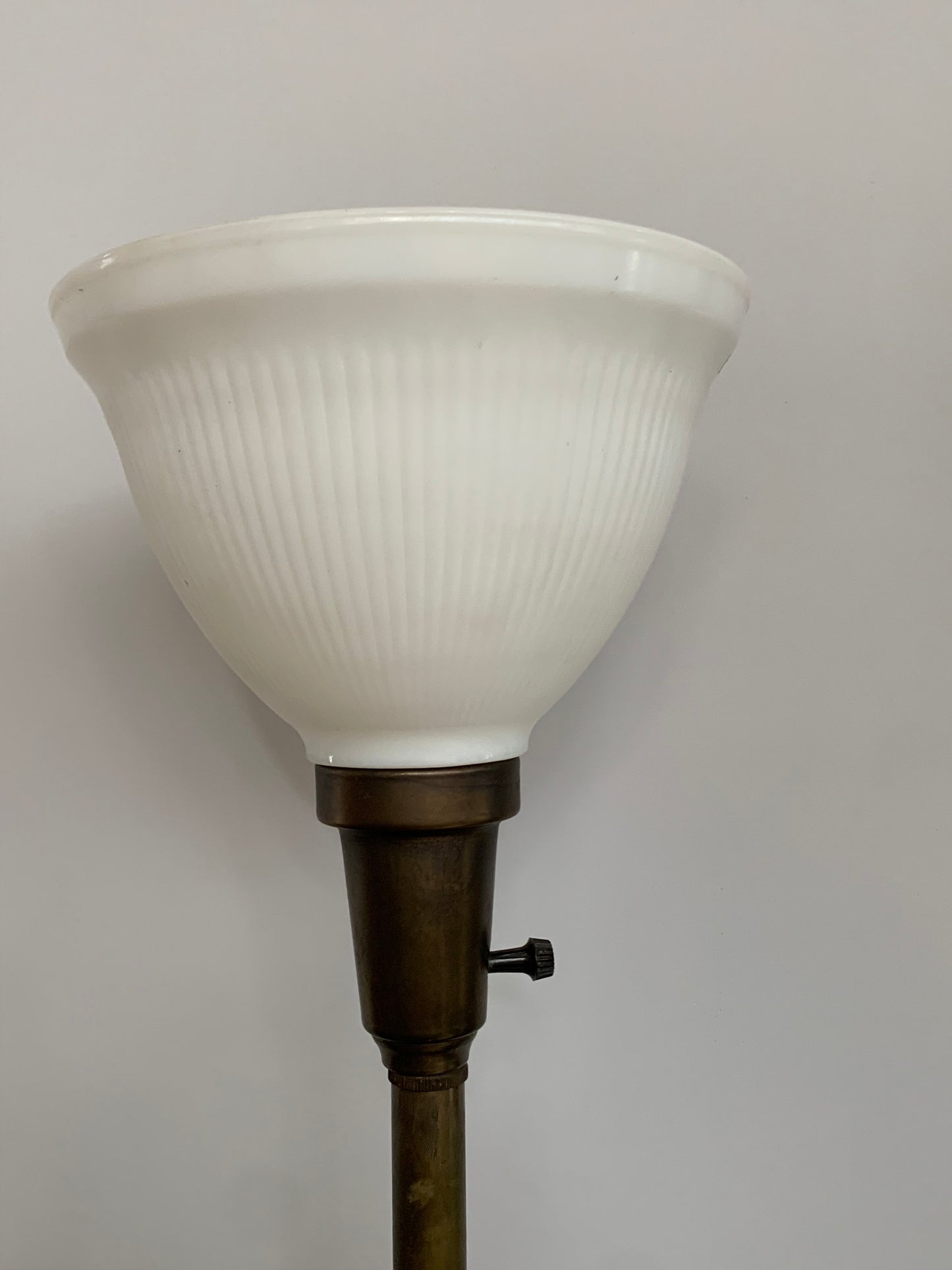 Lampa STIFEEL klasyczna, mosiężna w stylu Hollywood Regency, mleczny klosz