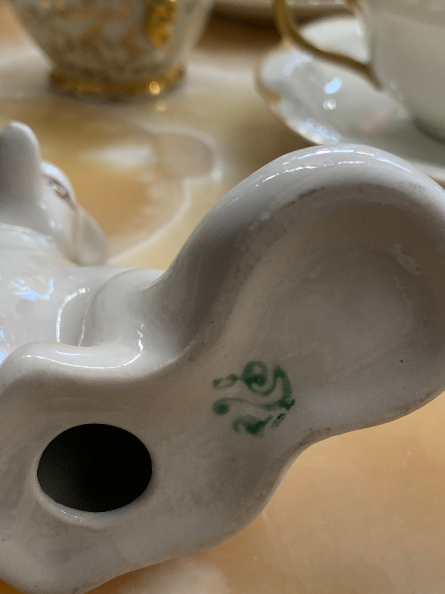 Figurka porcelanowa lis, sygnowany, Połonne Ukraina