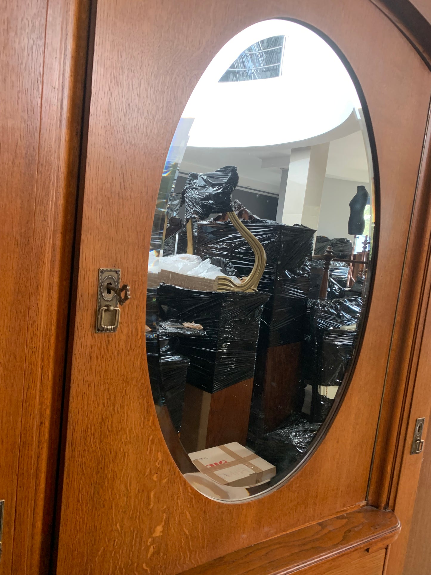 Szafa 3-drzwiowa dębowa, lustro owalne fazowane