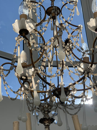 Żyrandol hiszpański z mosiądzu i szklanych łezek