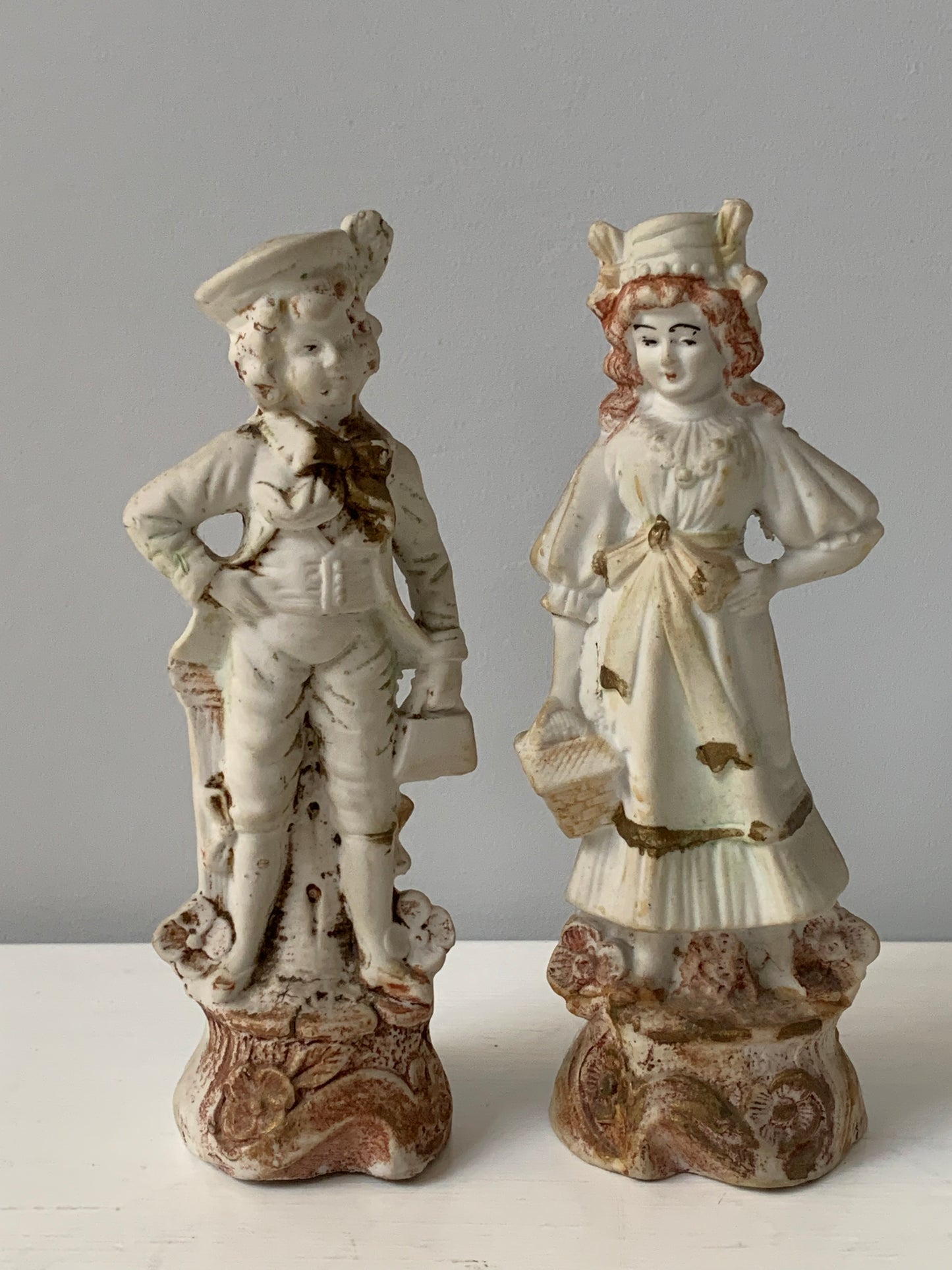 Figurki porcelanowe, biskwitowe, Francja