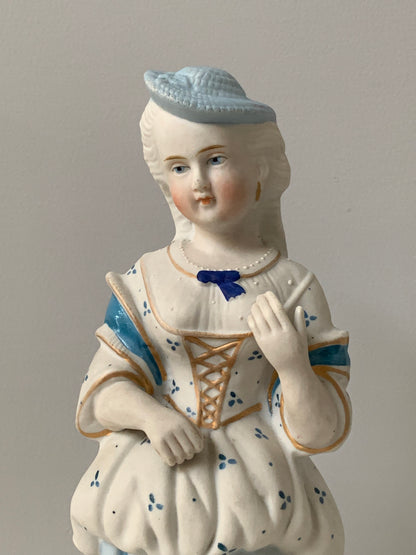 Figurka porcelanowa dama w kapeluszu, Francja