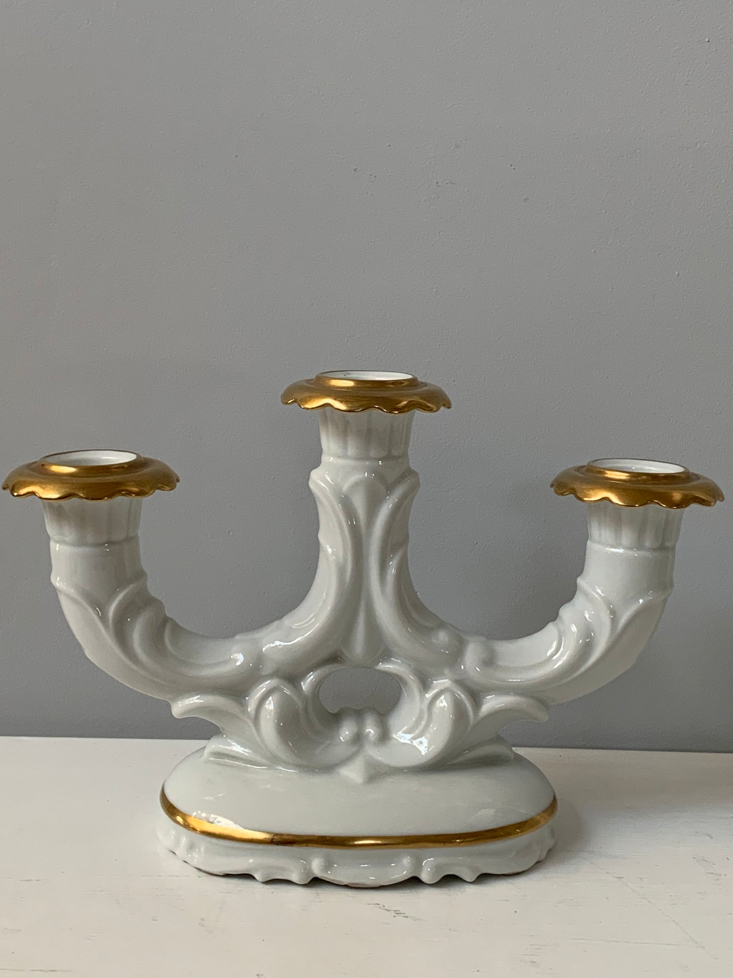 Świecznik porcelanowy, złocony, Volkstedt