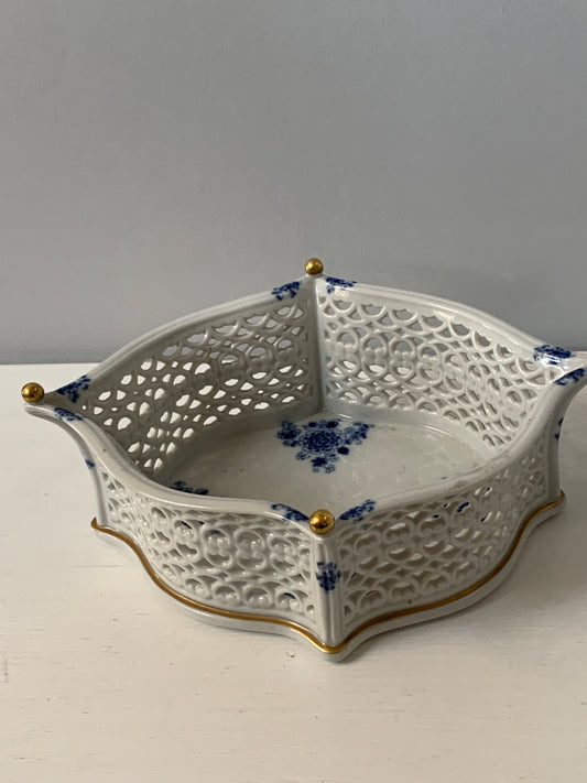 Paterka porcelanowa, ażurowa, Wallendorf