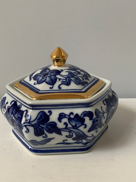 Cukiernica, bomboniera porcelanowa kobalt, złoto