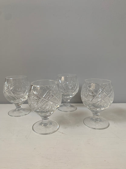 Crystal glasses, set of 4.