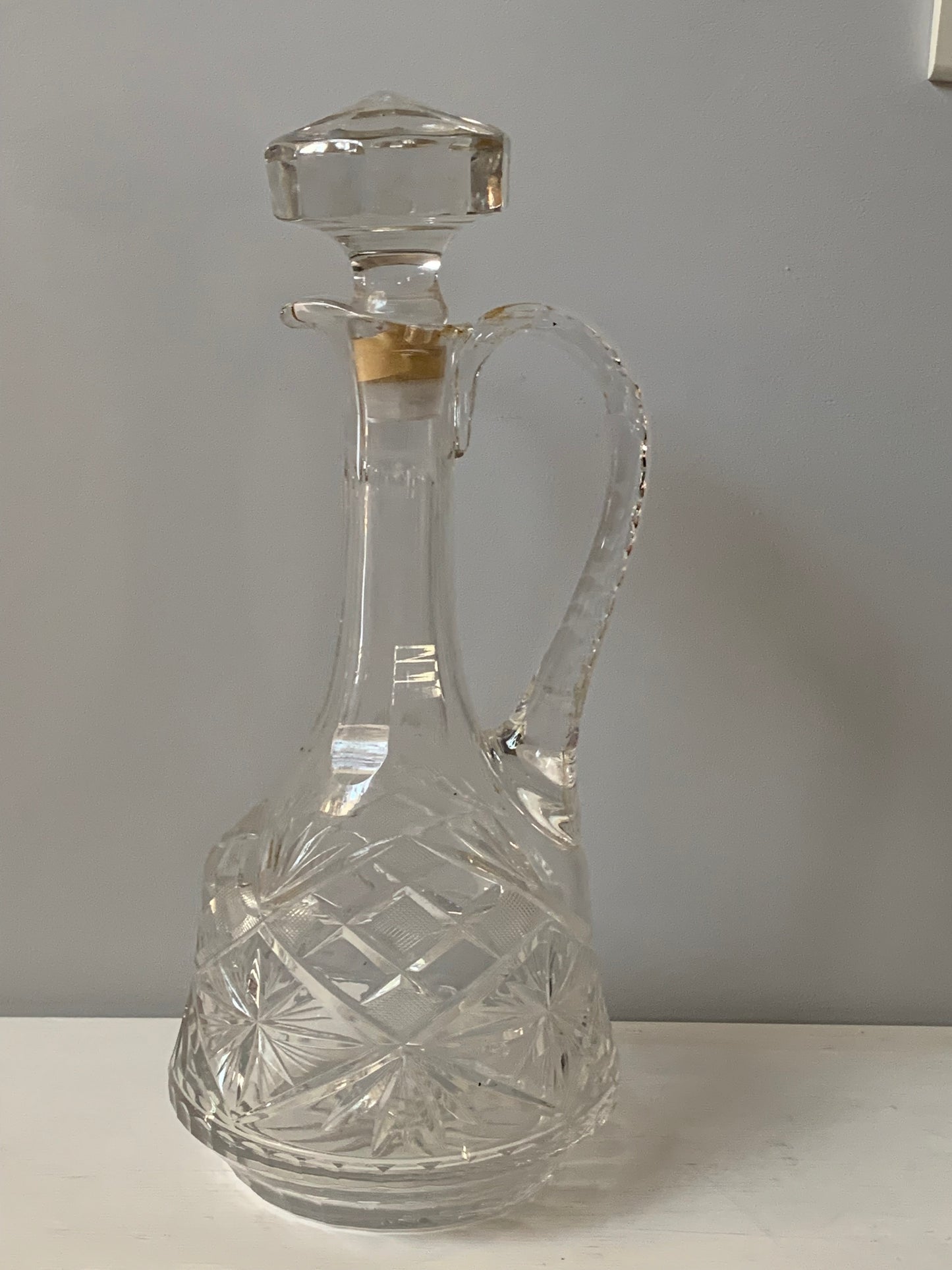 Karafka kryształowa z uchwytem i korkiem