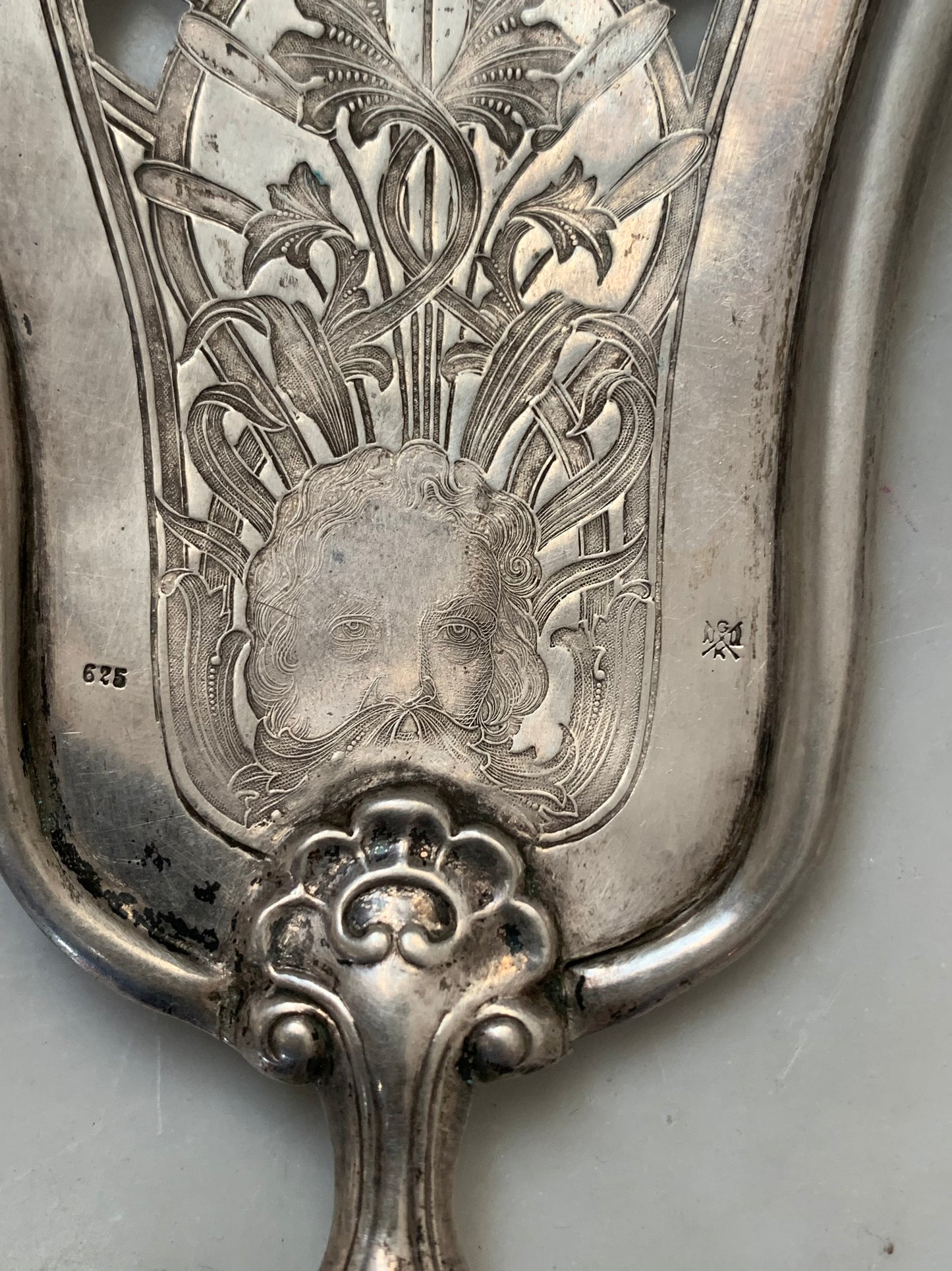 Łopatka srebrna do serwowania ryb secesyjna, 20-te lata XX w.