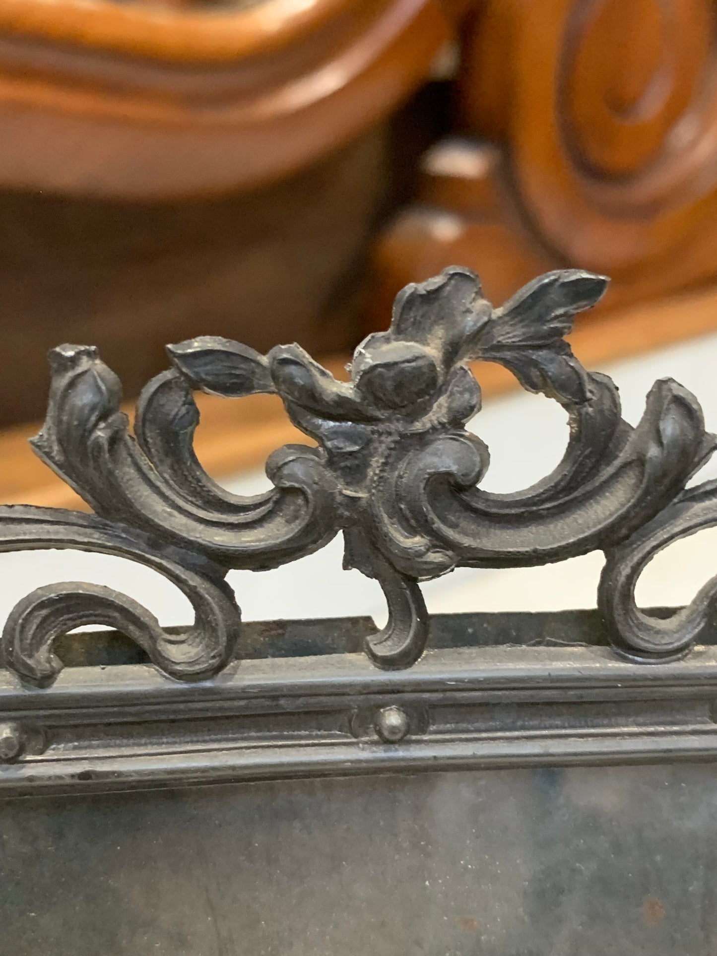 Ramka secesyjna na zdjęcia, motyw roślinny, 1900 r.