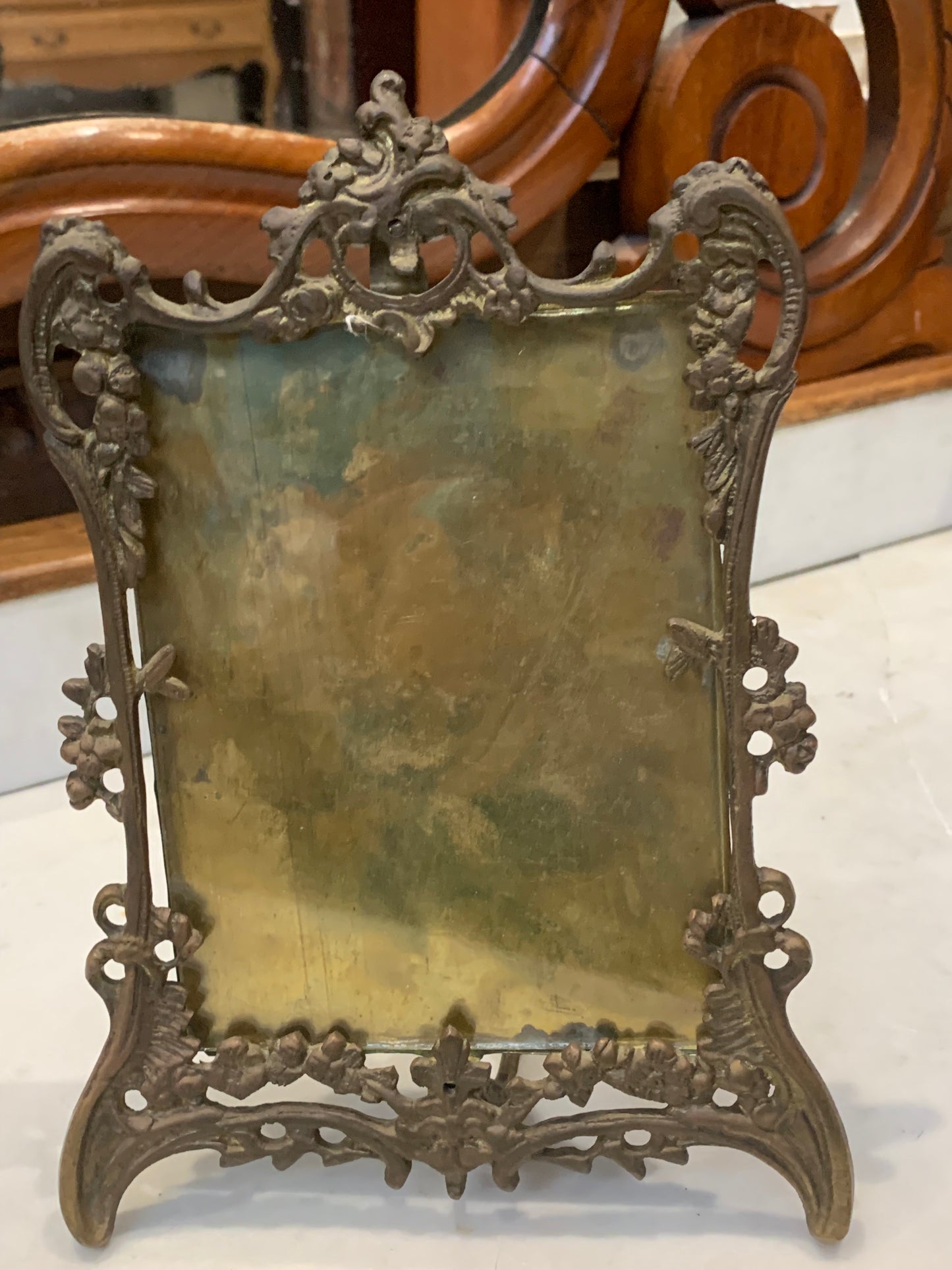 Ramka secesyjna na zdjęcia, zdobiona, 1900 r.