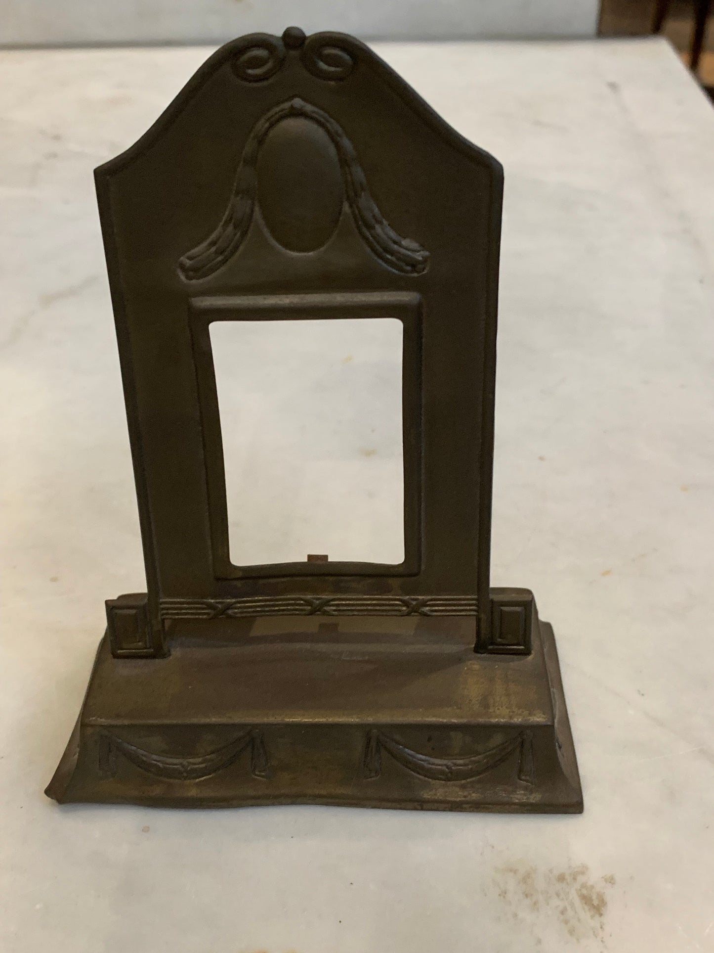 Ramka mała, secesja, mosiądz, lata 20-te XX wieku